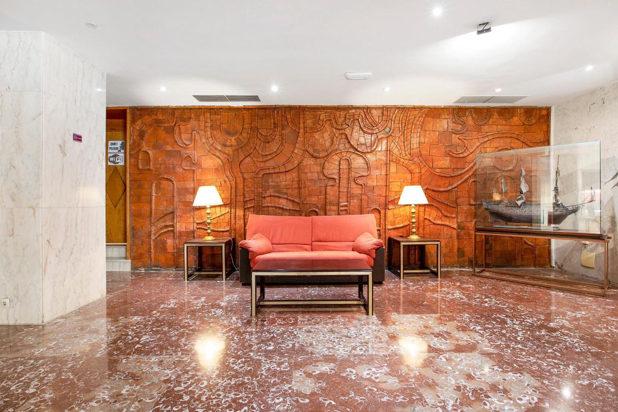 Santa Clara Apartment ตอร์เรโมลิโนส ภายนอก รูปภาพ